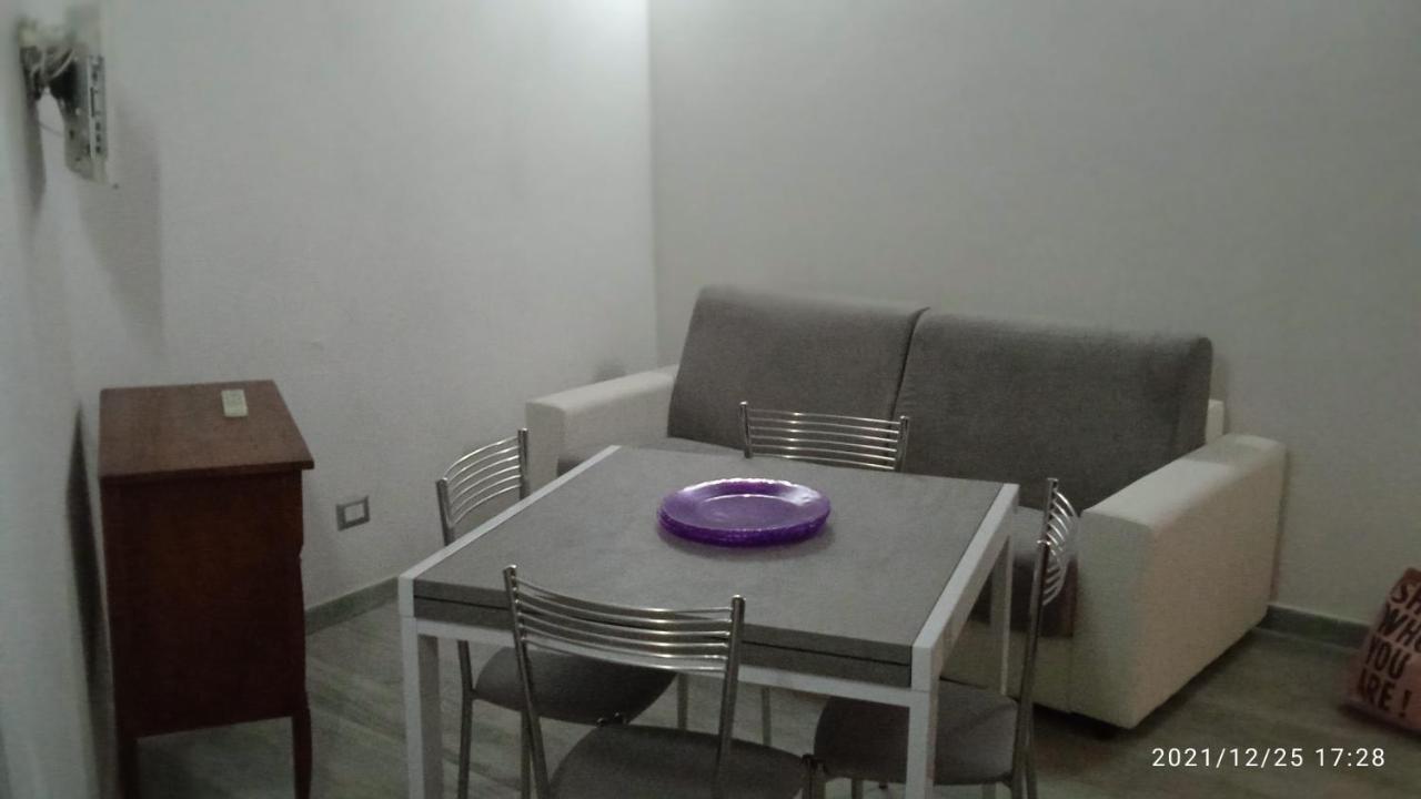 La Casa Di Lisa Apartment Суверето Екстериор снимка