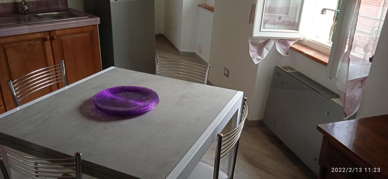 La Casa Di Lisa Apartment Суверето Екстериор снимка
