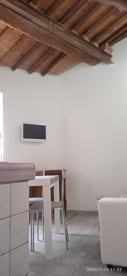 La Casa Di Lisa Apartment Суверето Екстериор снимка